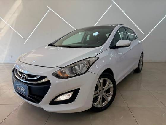 HYUNDAI I30 2.0 MPI 16V GASOLINA 4P AUTOMÁTICO HYUNDAI I30 2.0 MPI 16V GASOLINA 4P AUTOMÁTICO